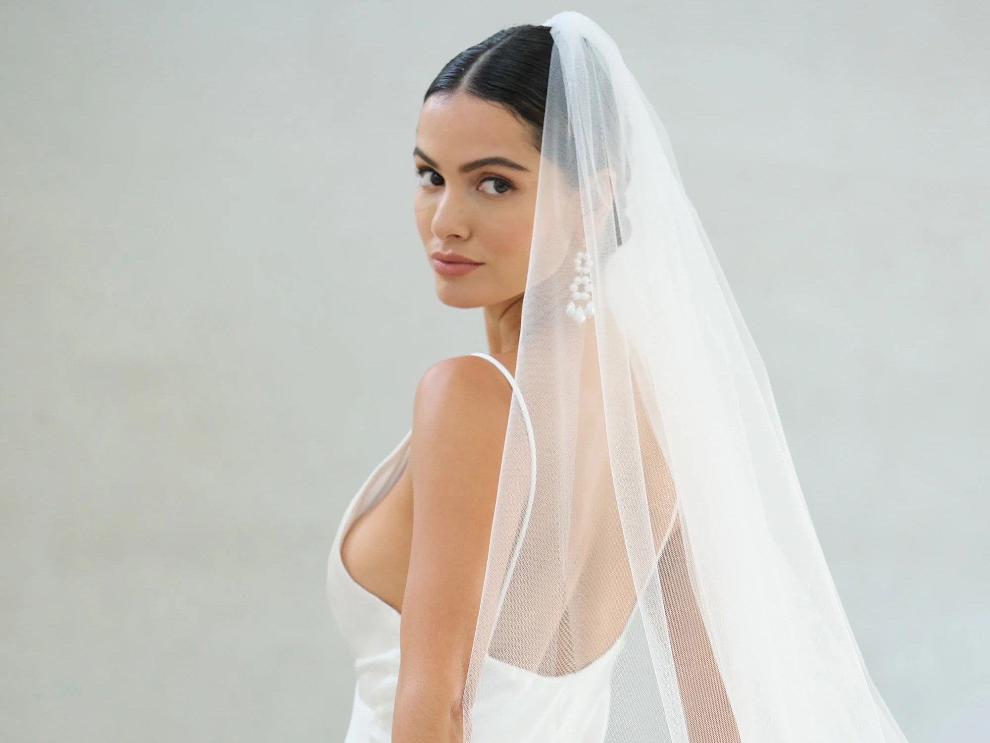 Plain Veil Designs For Every Bride