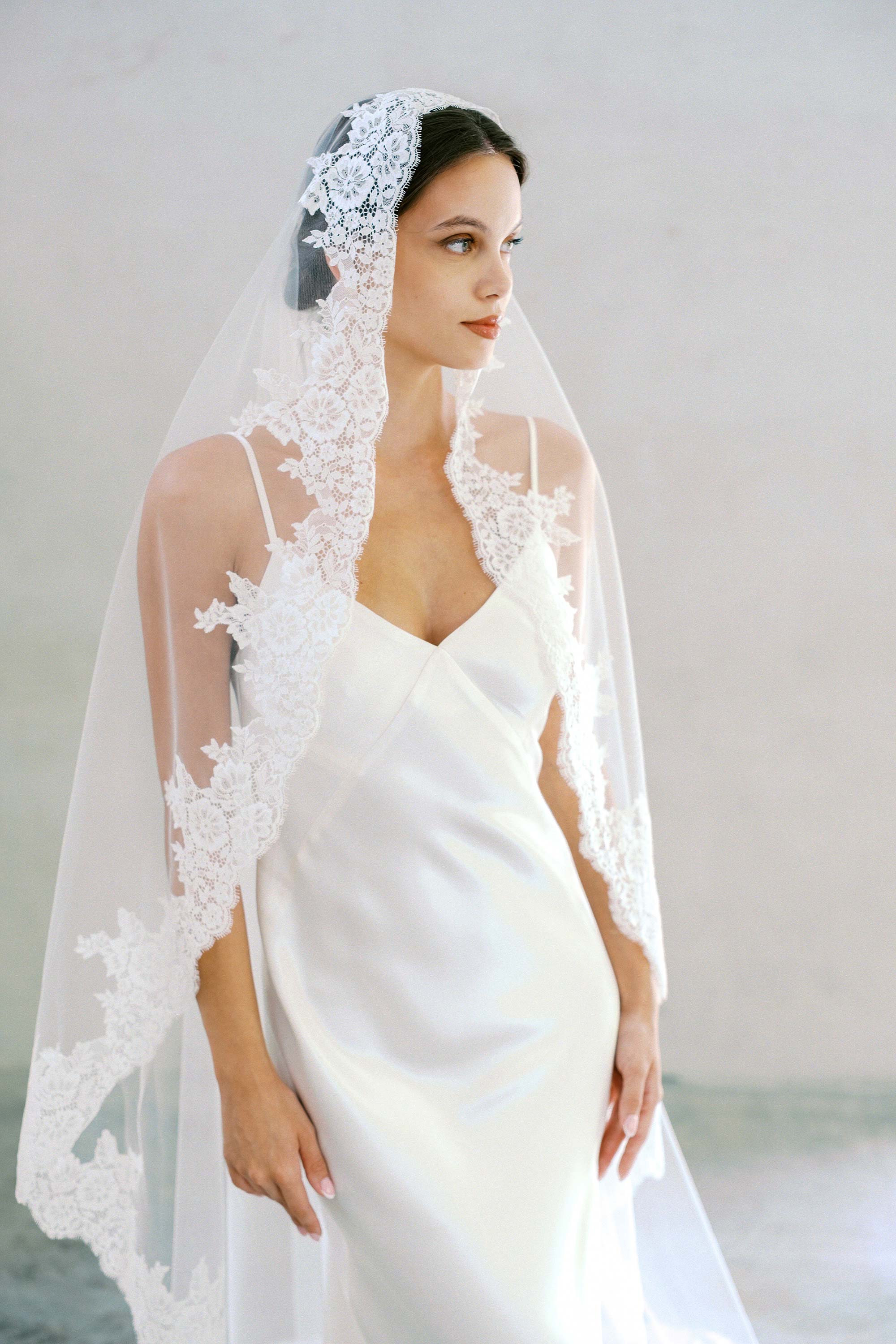 short lace dress with sleeves White Lace Short Sleeves Tea Length Wedding Party Dress, White Graduat