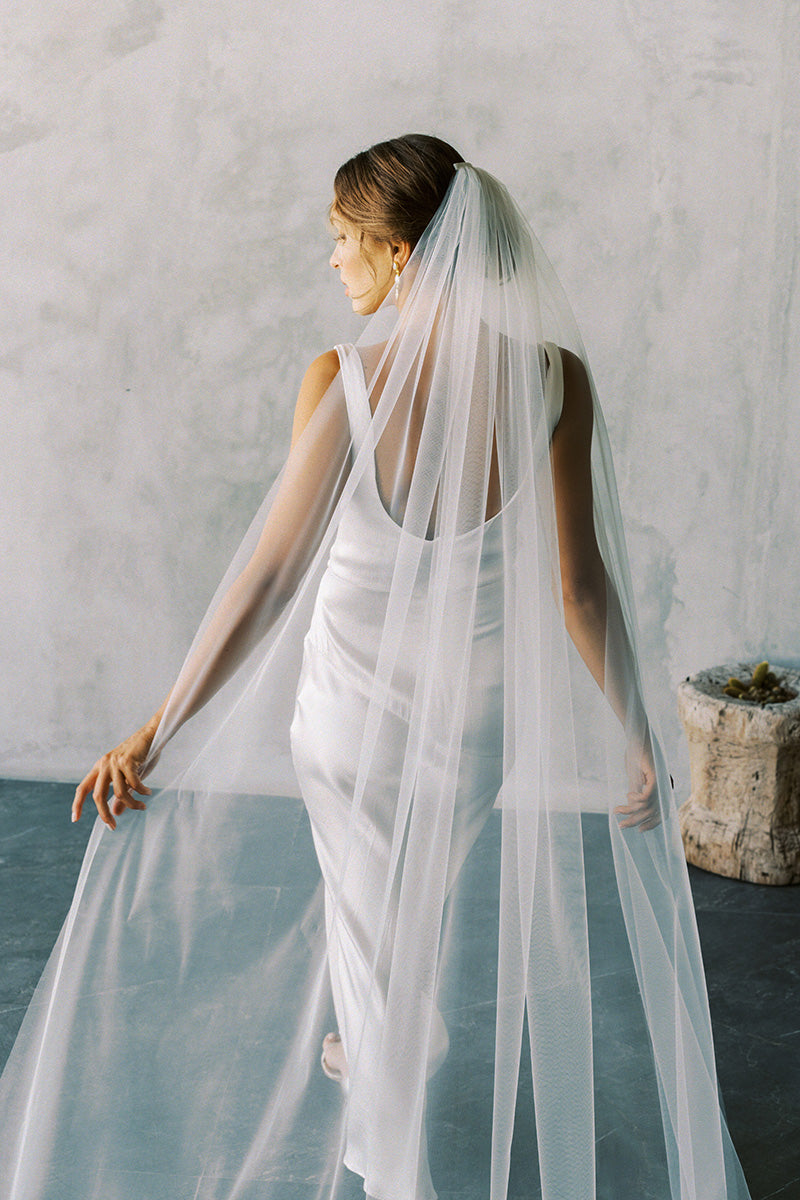 ADELE one tier Madame Tulle wedding veil worn by a model