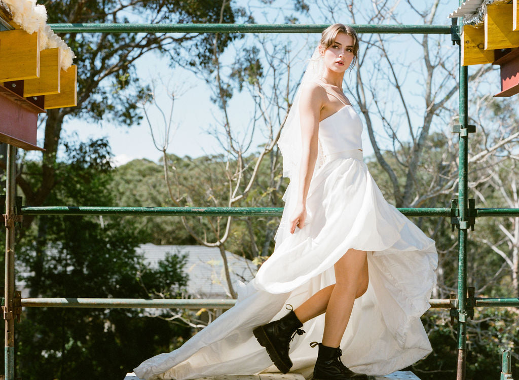 Bridal Veil Fabric: All You Need To Know About Bridal Tulle
