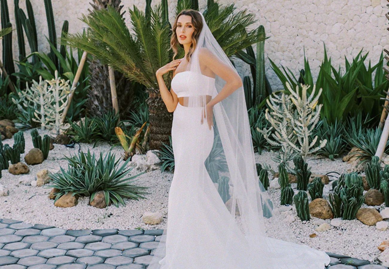 Can I wear a cathedral veil to an outdoor wedding?