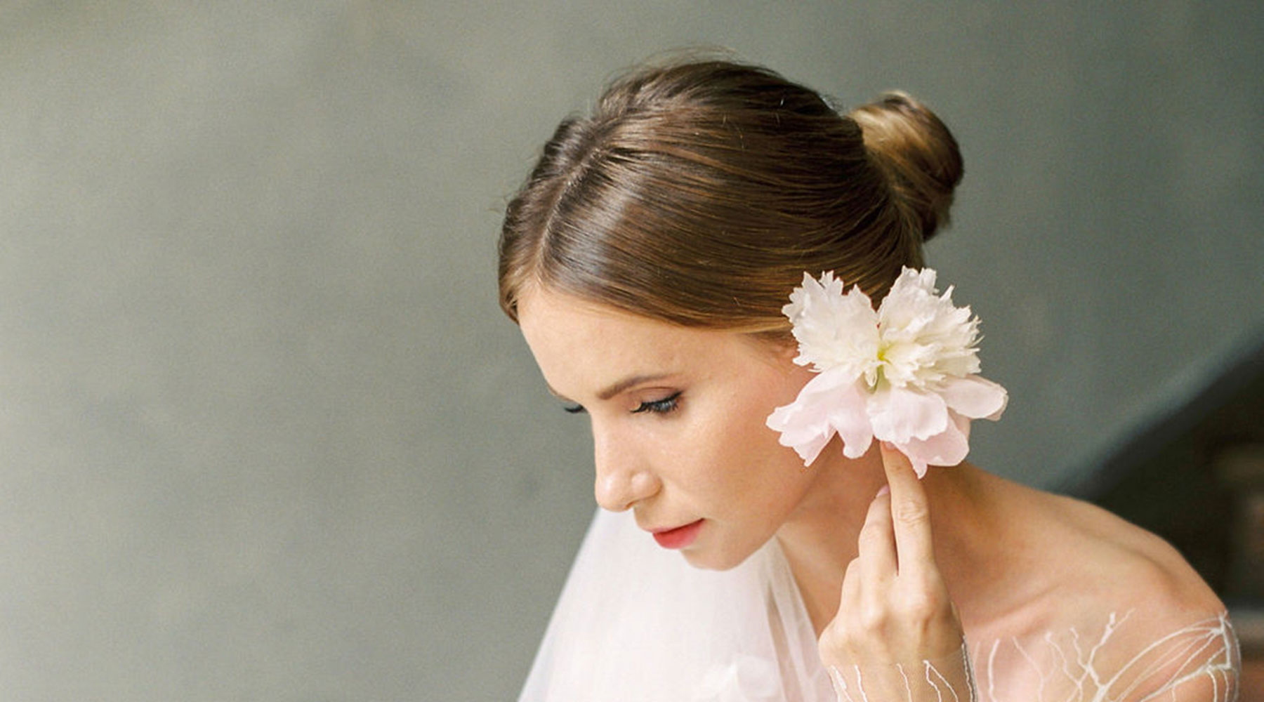 The Cherry on Top: Wedding Hairstyles to Suit Your Veil