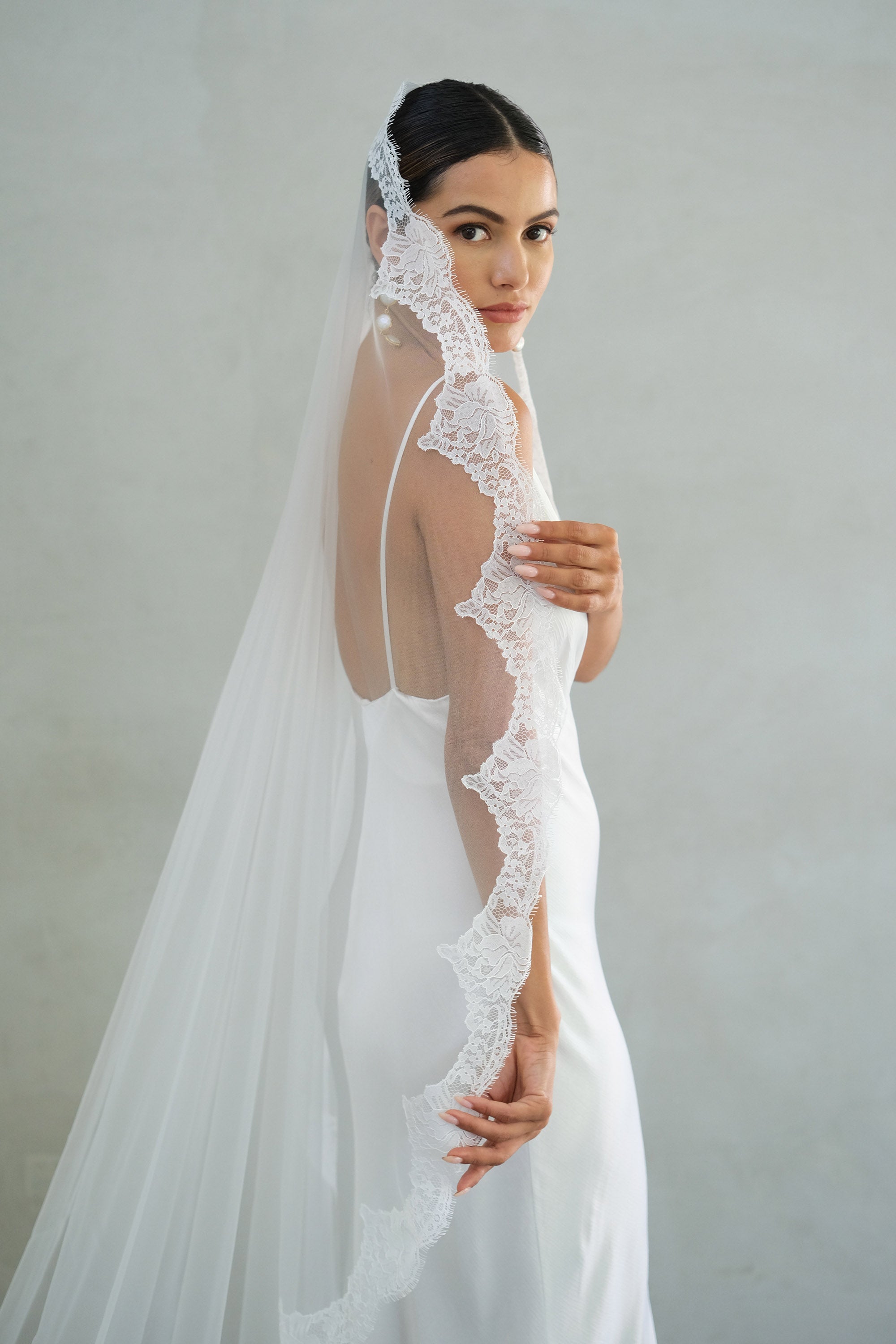 Lace Wedding Veils  Mantilla Wedding Veils w/ Lace Edging
