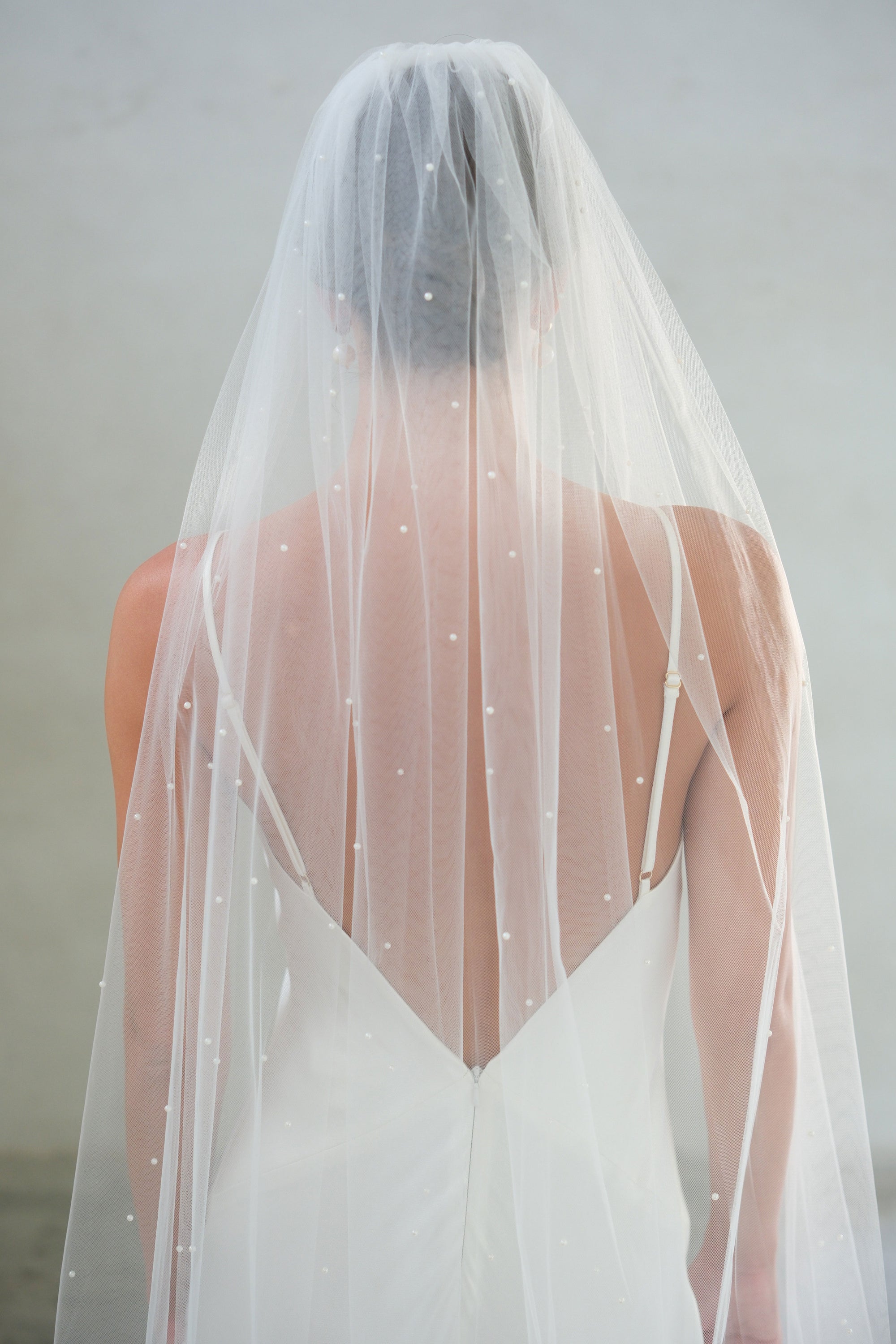 CHLOE I | One Tier Veil with Small Pearls