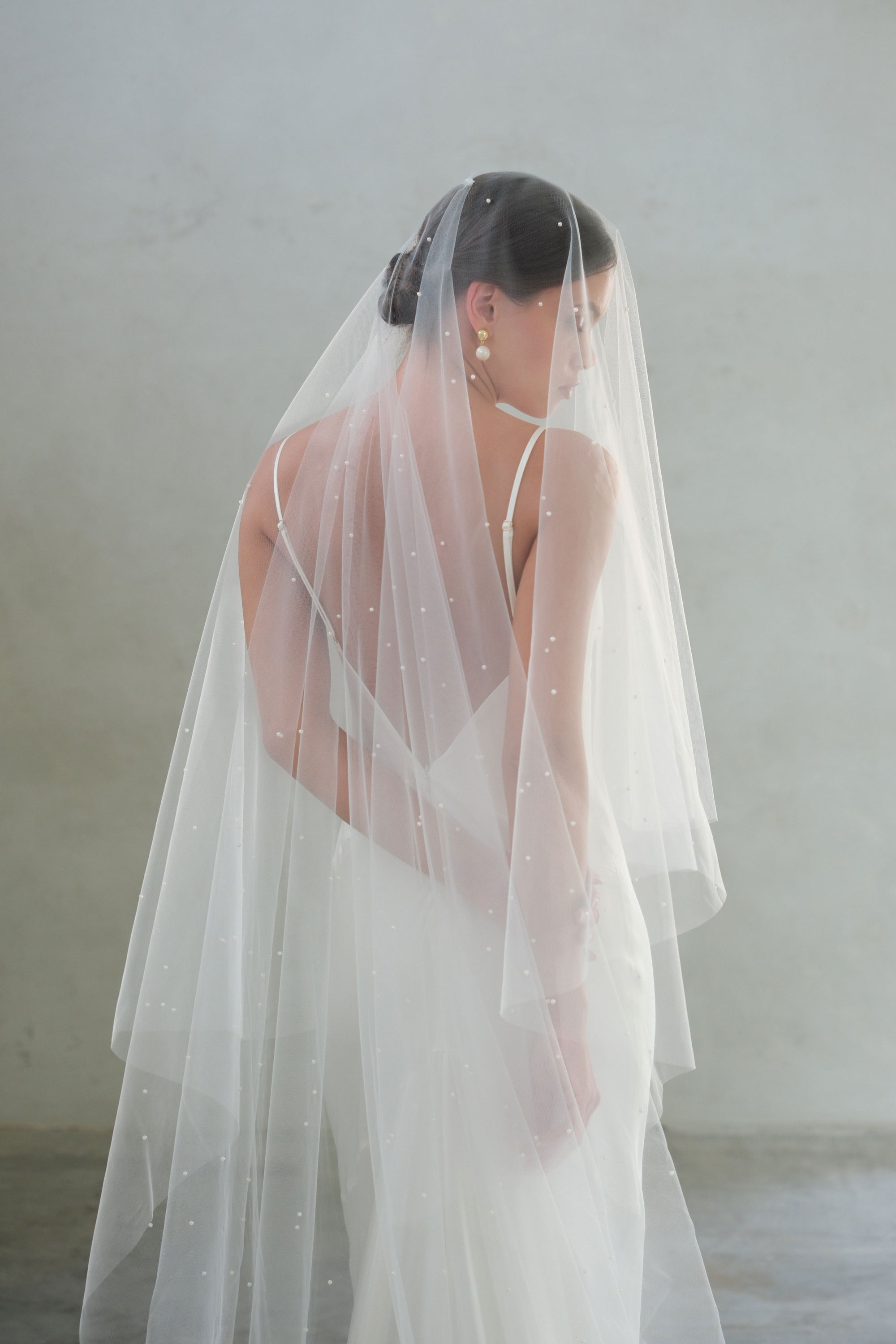 CHLOE II | Drop Veil with Small Pearls