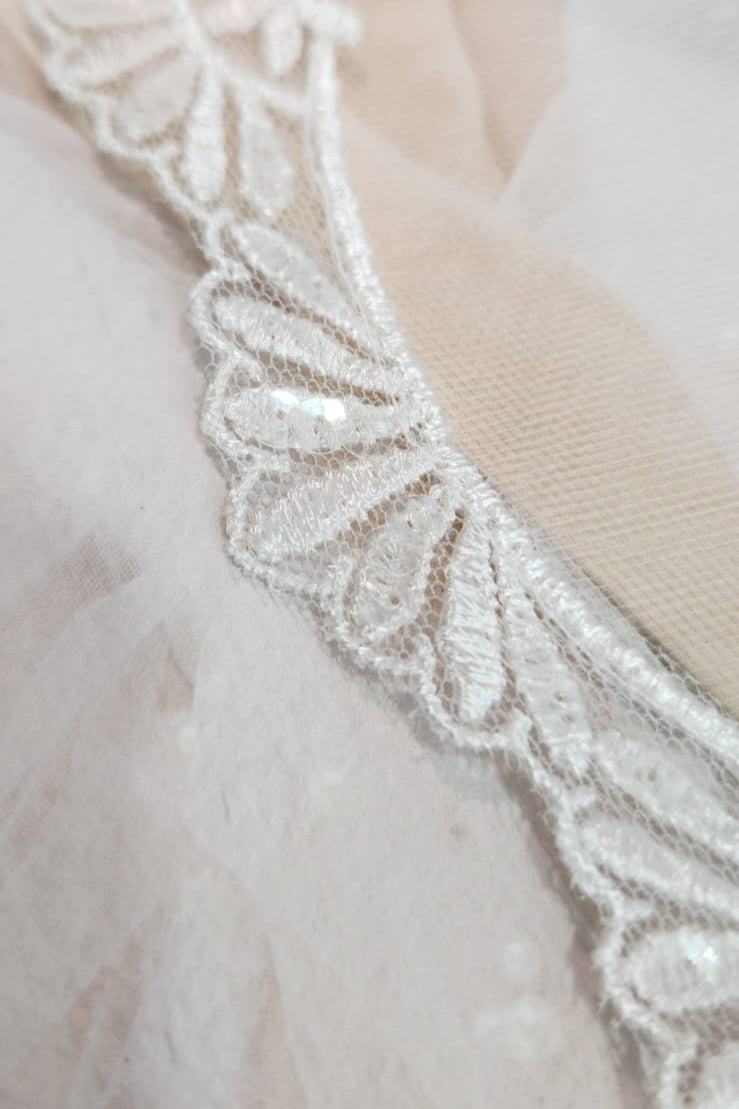 lace trim wedding veil swatch