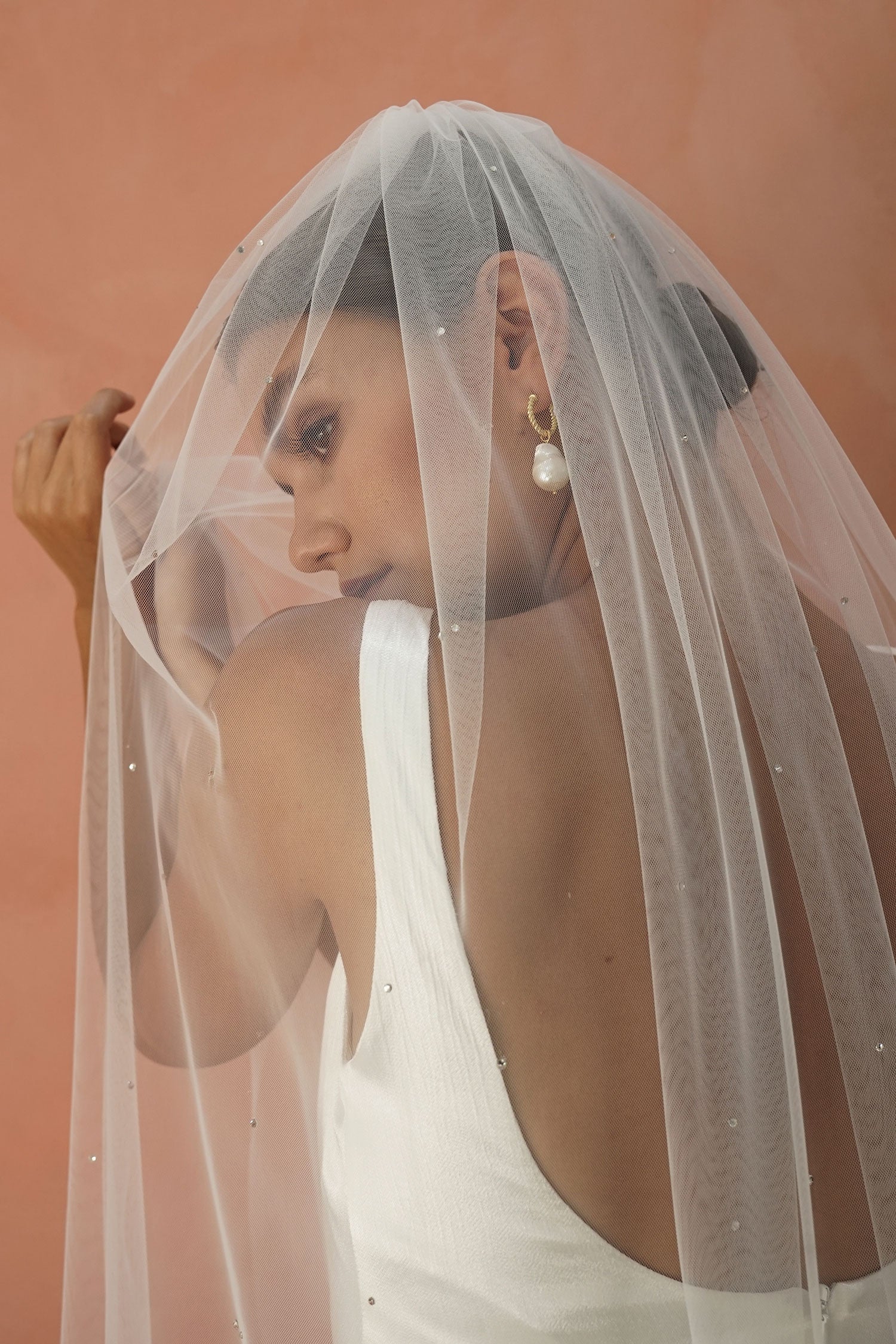 CRYSTELLE I | One Tier Veil with Crystals