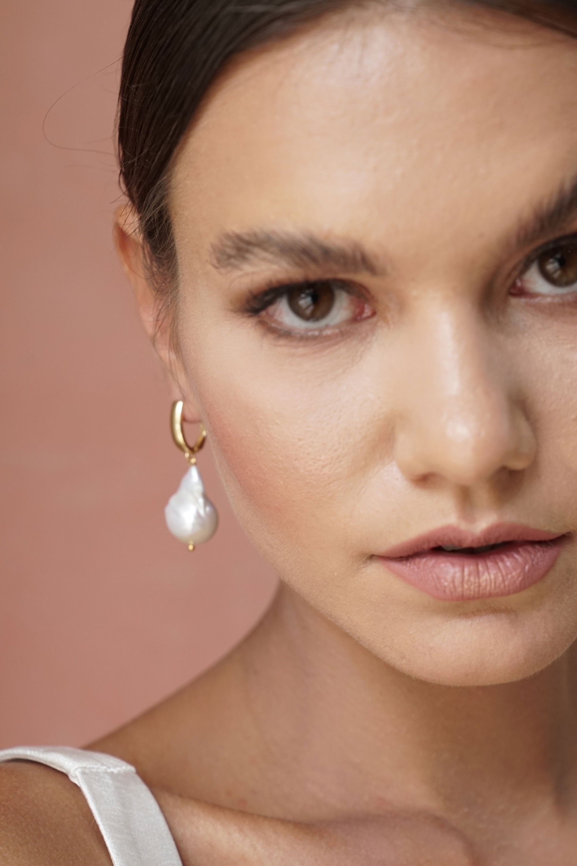 Anni lu baroque sales pearl earrings