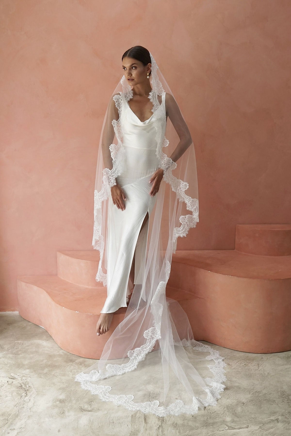 Mantilla Veil Embroidery, One Tier Veil, Cathedral Wedding Veil