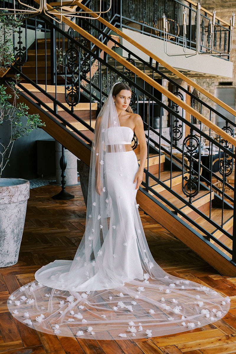 model wears a one-tier handmade three dimensional organza flowers wedding veil, floral veil