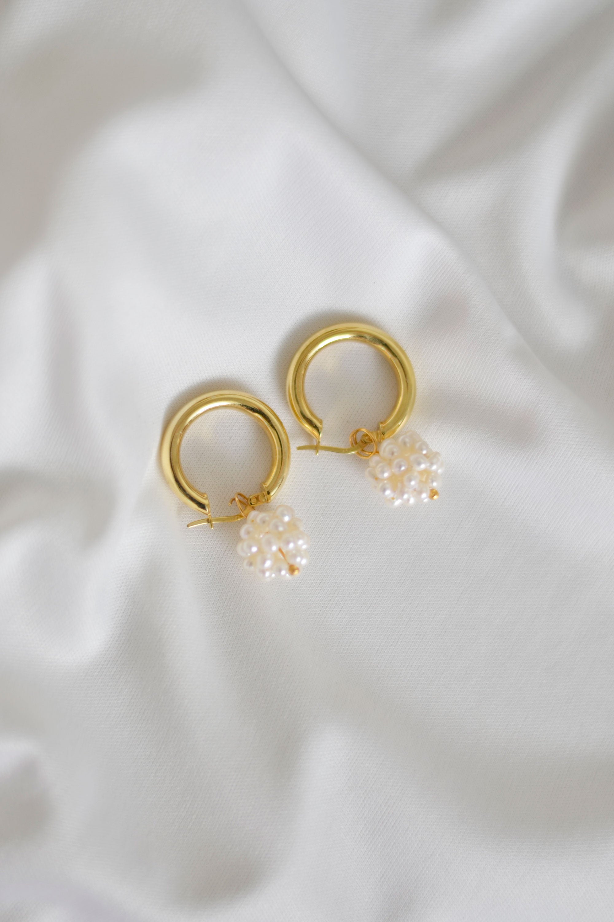 VEGA | Pearl Earrings